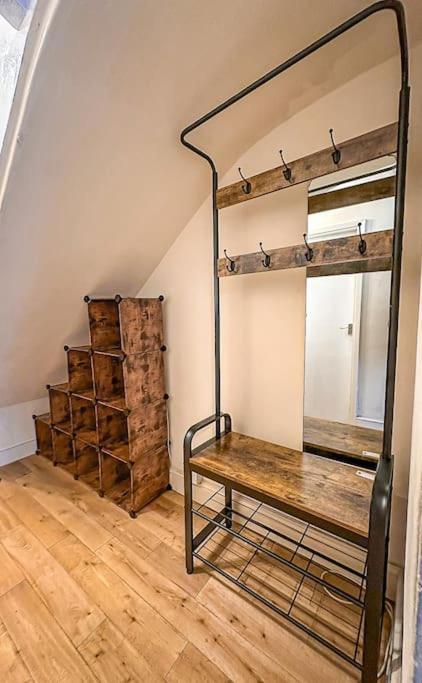 Bright & Spacious Split Level Flat In Kennington London Exterior photo
